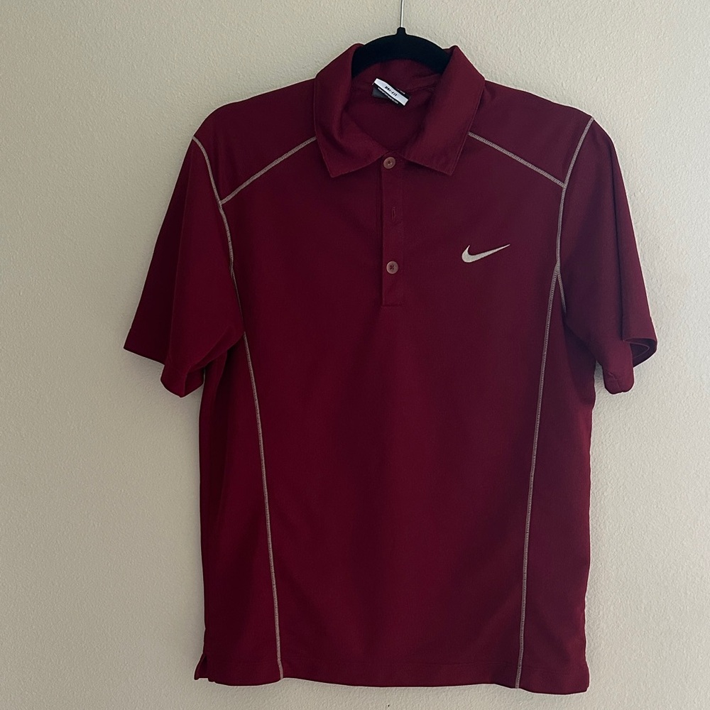 Nike Men's Burgundy Polo Shirt Small EUC Like New